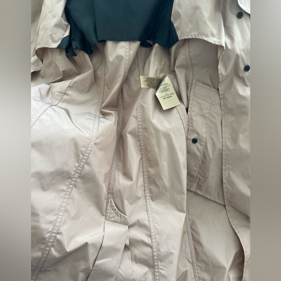 Burberry Long Waterloo Heritage Trench Coat - Picture 7 of 7